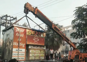 The NIT Raipur Chowpatty (Youth Hub) has been demolished by the Raipur Municipal Corporation