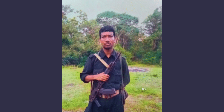 मोस्ट वांटेड नक्सली कमांडर माडवी हिडमा को पुलिस ने मार गिराया ,1 करोड़ का था इनामी